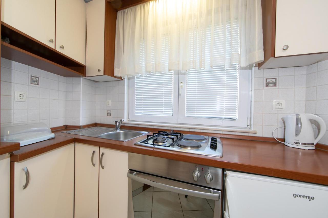 Apartmani Biser Tučepi Kültér fotó
