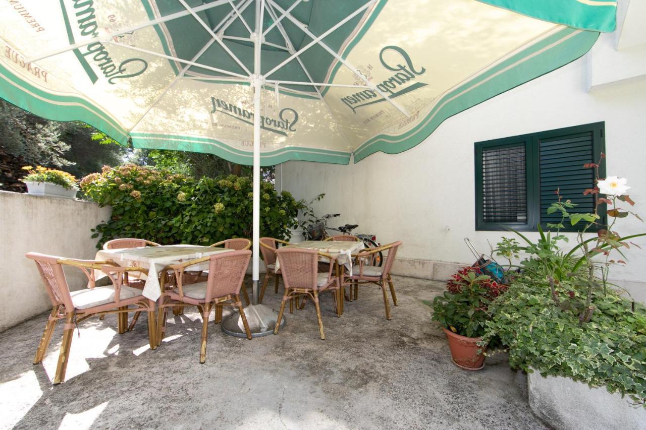 Apartmani Biser Tučepi Kültér fotó